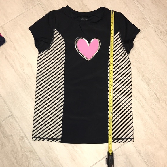 Rash guard wave zone swim shirt EUC sz 7/8 - Picture 6 of 6